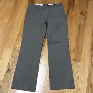 Banana Republic Logan fit pant